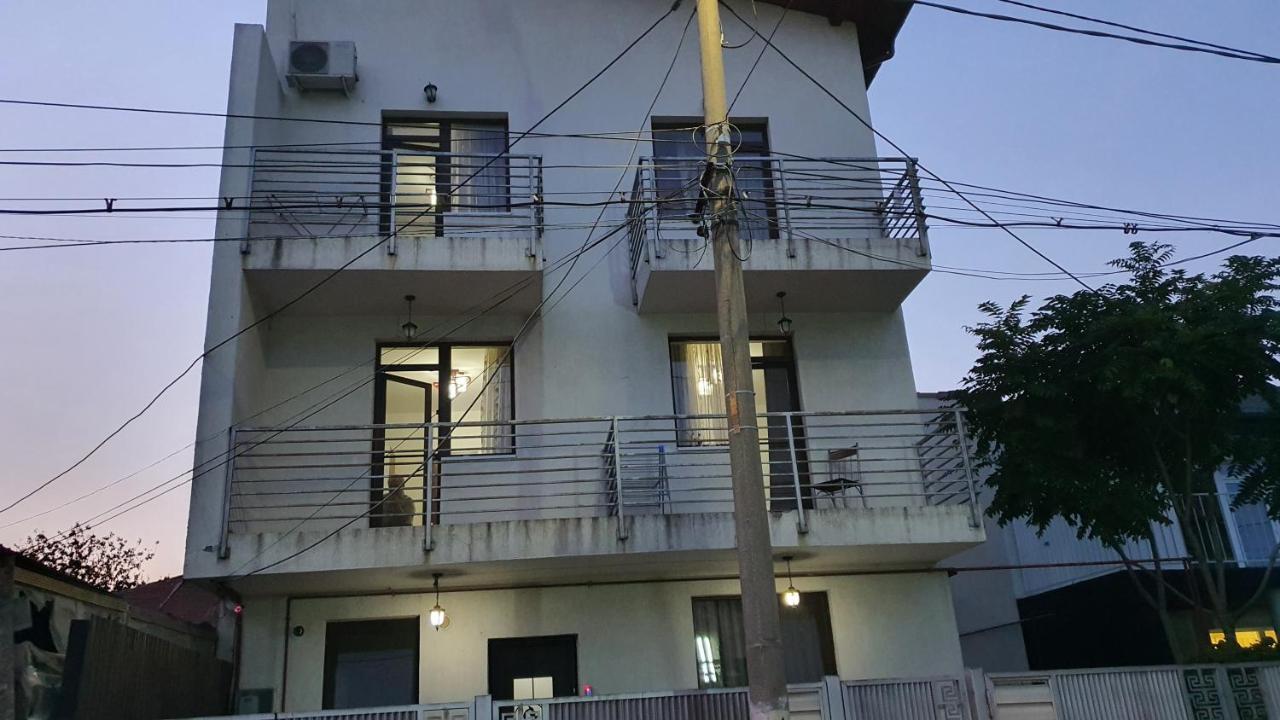 Pensiune Fundeni- Dragonul Rosu Bucharest Exterior photo